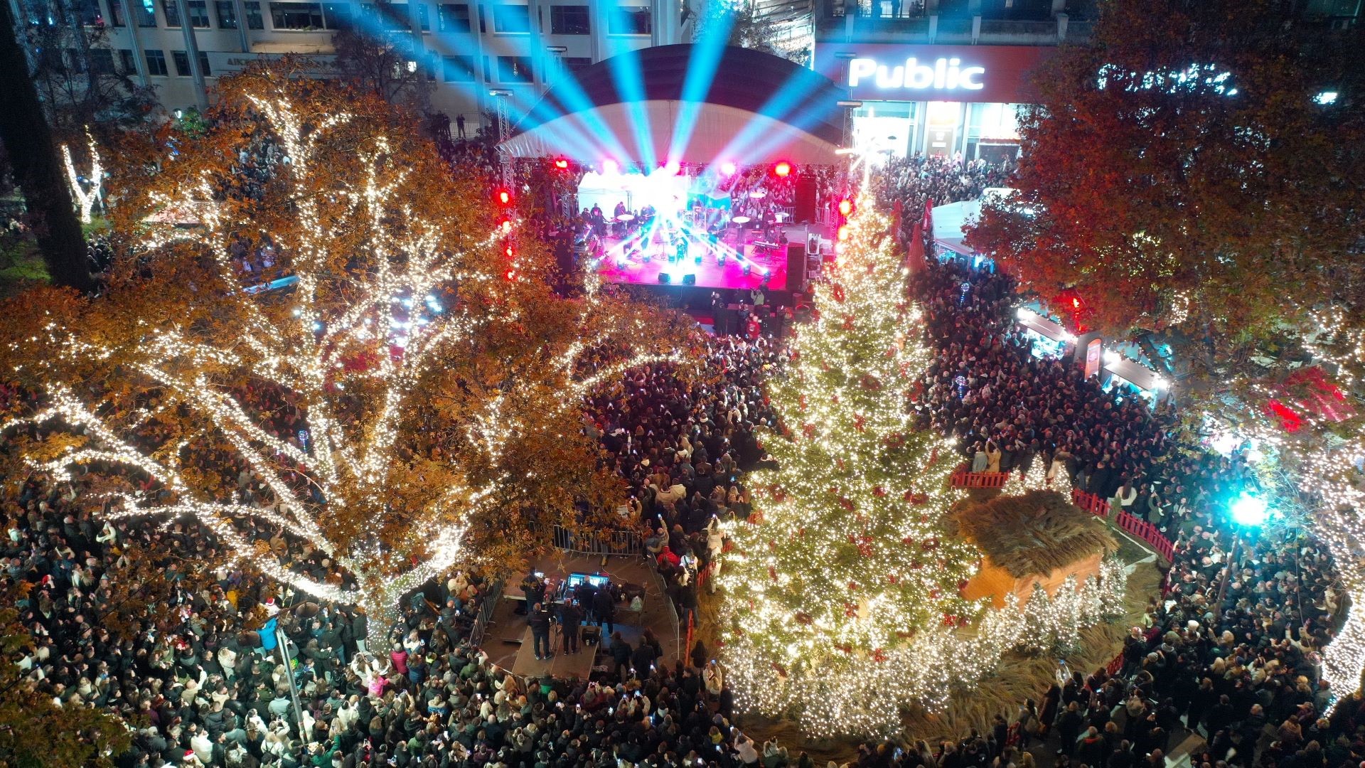 Συναυλία και φαντασμαγορικό drone show στην κεντρική πλατεία 